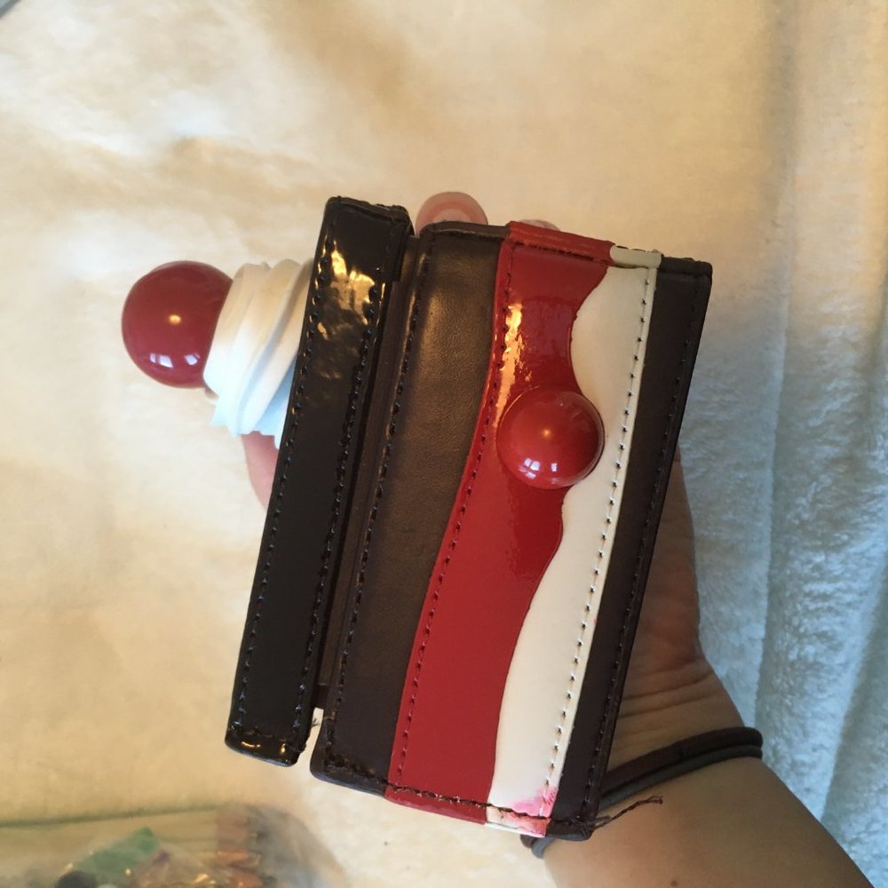 kate spade ma cherie 3d cake coin purse mini wallet *please read* - Picture 8 of 14